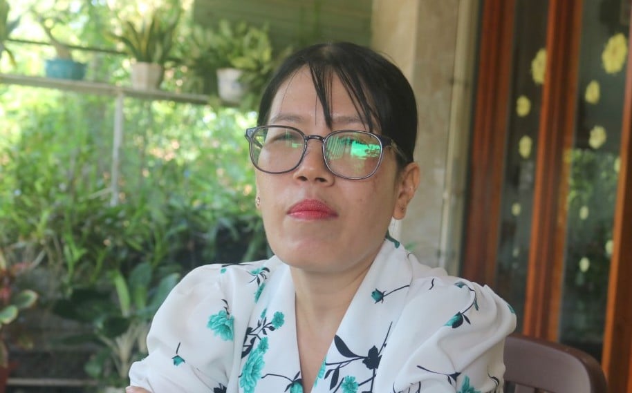 Chị Trần Lê Thị Hiền, Chủ nhiệm Câu lạc bộ 'Tổ ấm không khói thuốc lá' cho biết, sẽ tiếp tục tuyên truyền, với hy vọng sẽ có thêm nhiều người từ bỏ hút thuốc. Ảnh: Kim Sơ. Chị Trần Lê Thị Hiền, Chủ nhiệm Câu lạc bộ 'Tổ ấm không khói thuốc lá' cho biết, sẽ tiếp tục tuyên truyền, với hy vọng sẽ có thêm nhiều người từ bỏ hút thuốc. Ảnh: Kim Sơ.