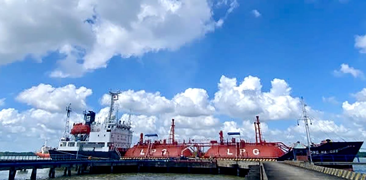 Các hoạt động xuất nhập khẩu LPG được thực hiện theo các quy trình chuẩn mực hóa. Ảnh: PV GAS. Các hoạt động xuất nhập khẩu LPG được thực hiện theo các quy trình chuẩn mực hóa. Ảnh: PV GAS.
