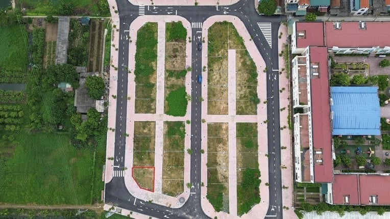 Nhiều dự án đất đấu giá tại TP. Hà Nội bị đẩy giá rất cao. Ảnh Thùy Linh. Nhiều dự án đất đấu giá tại TP. Hà Nội bị đẩy giá rất cao. Ảnh Thùy Linh.