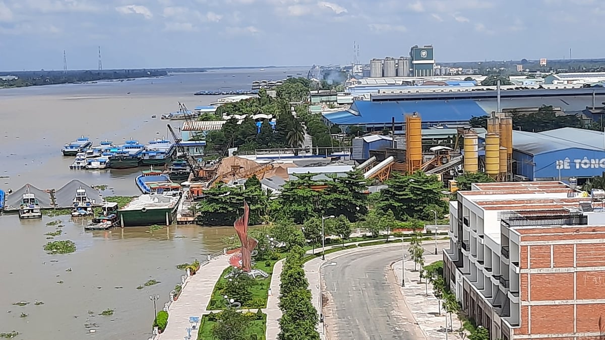 Đồng Tháp kích thích tăng trưởng kinh tế dựa vào sự phát triển giữa 3 khu vực kinh tế . Ảnh: Thanh Bạch. Đồng Tháp kích thích tăng trưởng kinh tế dựa vào sự phát triển giữa 3 khu vực kinh tế . Ảnh: Thanh Bạch.
