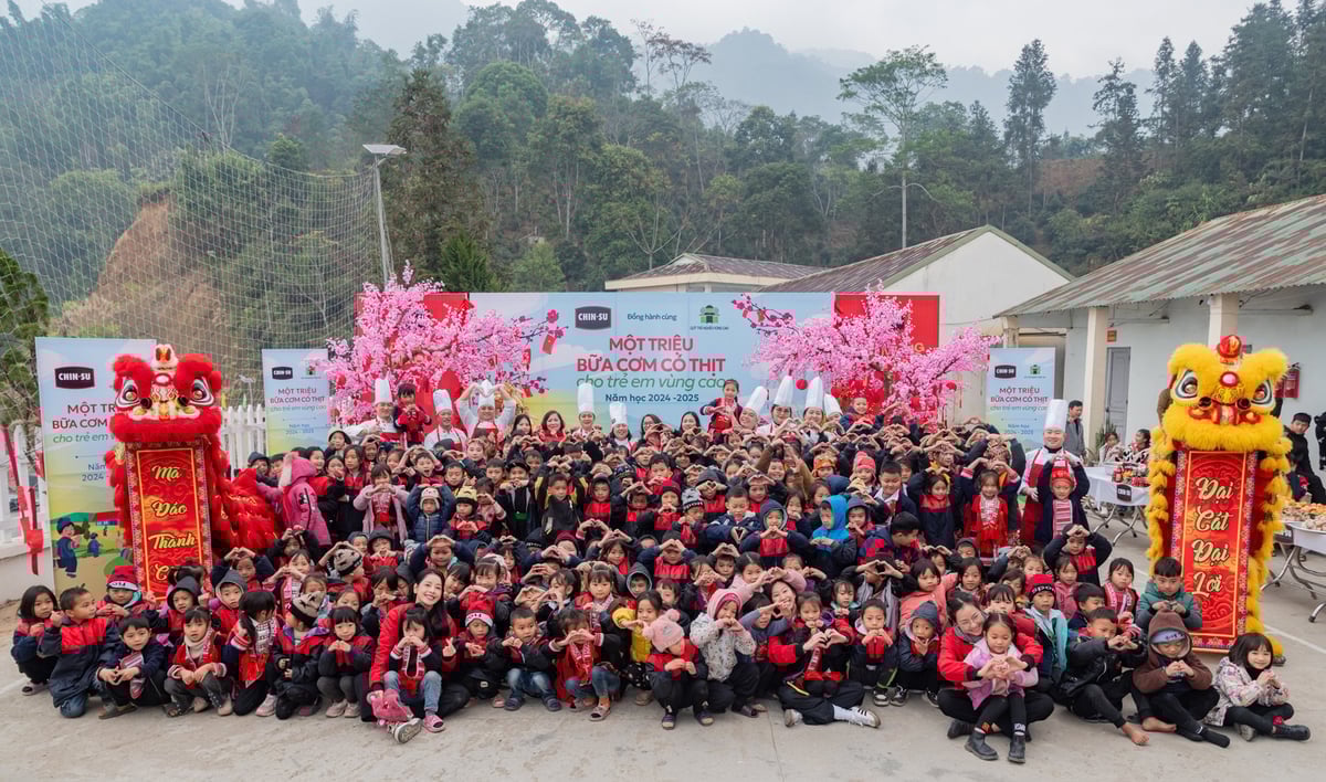 'One million meals with meat' is carried out by CHIN-SU in collaboration with the Upland Poor Students Fund. Photo: MS.