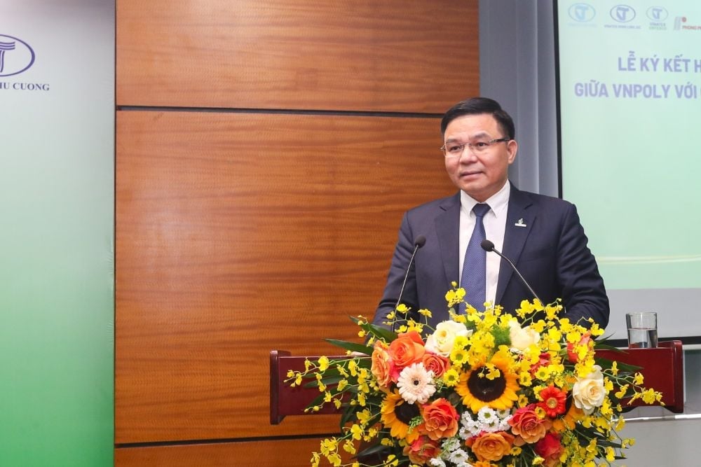 Petrovietnam. Petrovietnam.