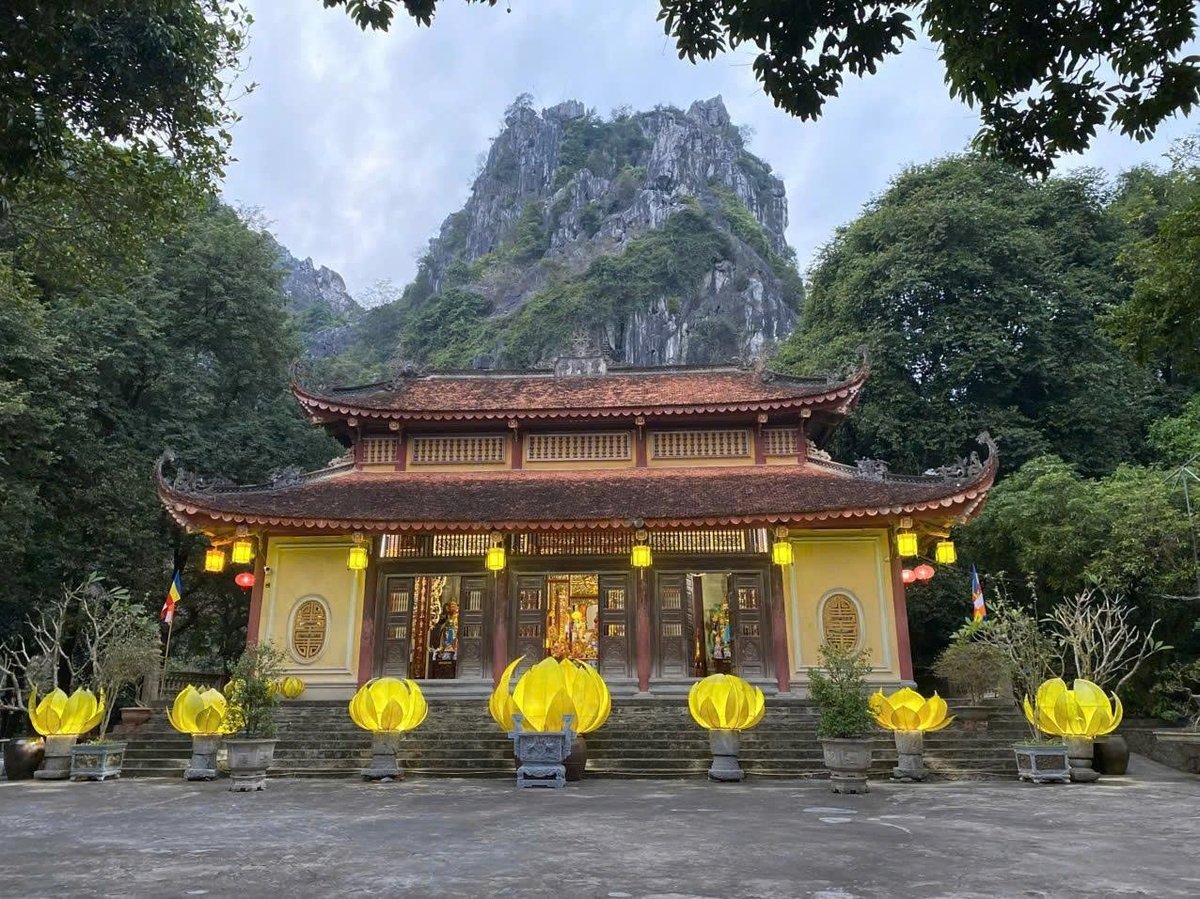 Nham Duong Pagoda - a place of outstanding archaeological value in Thanh Hoa Cave. Photo: Courtersy of Hai Phong Department of Culture, Sports and Tourism.