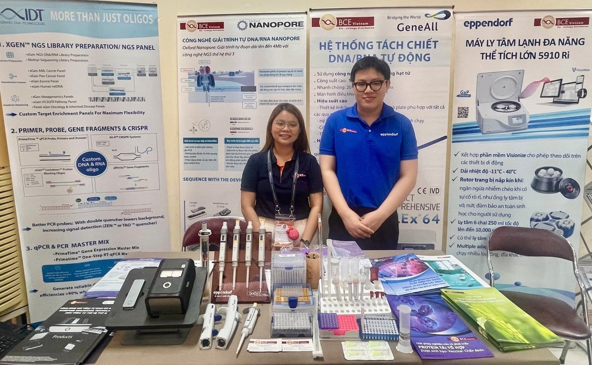 BCE Việt Nam trưng bày các sản phẩm công nghệ sinh học tại hội thảo. Ảnh: Đình Du. BCE Việt Nam trưng bày các sản phẩm công nghệ sinh học tại hội thảo. Ảnh: Đình Du.