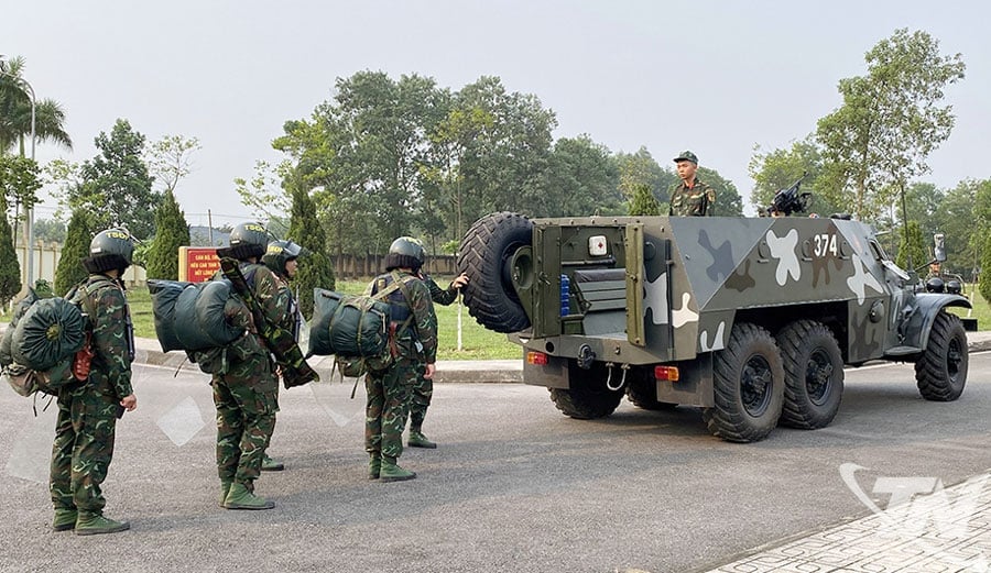Thái Nguyên huy động xe đặc chủng sẵn sàng ứng phó bão số 3. Ảnh: Báo và Phát Thanh Truyền Hình Thái Nguyên. Thái Nguyên huy động xe đặc chủng sẵn sàng ứng phó bão số 3. Ảnh: Báo và Phát Thanh Truyền Hình Thái Nguyên.