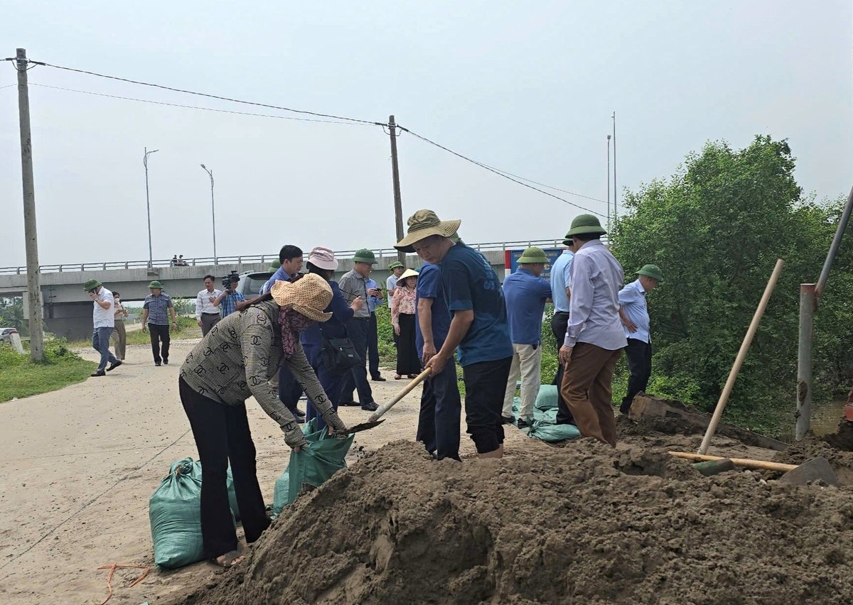 Việc gia cố các cống xung yếu tại các hệ thống thủy lợi đã được thực hiện xong. Ảnh: Đinh Mười.