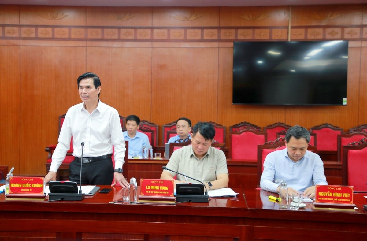 Ông Hoàng Quốc Khánh, Bí thư Tỉnh ủy Sơn La, phát biểu tại cuộc làm việc. Ảnh: Hiền Hòa. Ông Hoàng Quốc Khánh, Bí thư Tỉnh ủy Sơn La, phát biểu tại cuộc làm việc. Ảnh: Hiền Hòa.