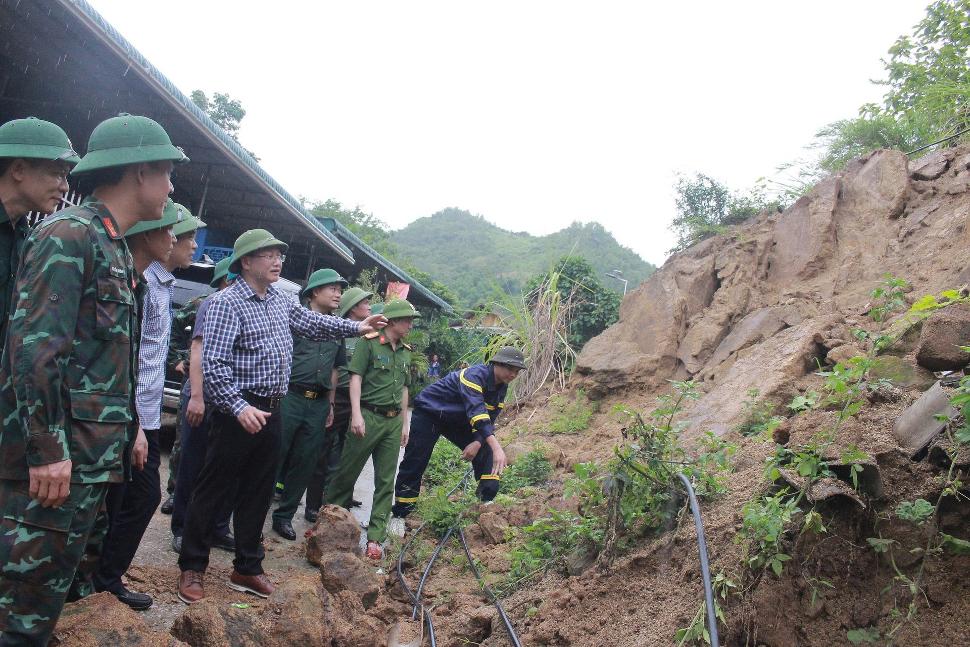 Nhập chú thích ảnh