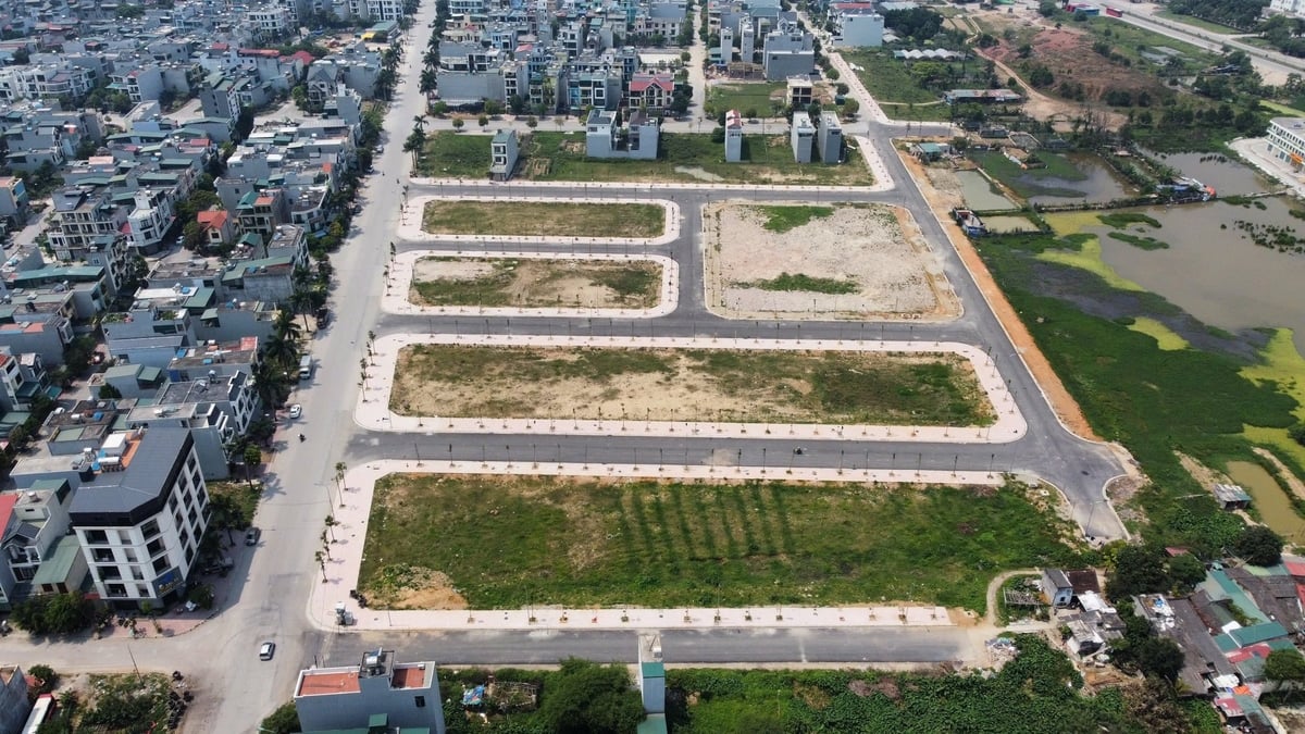 Thu ngân sách tỉnh Thanh Hóa 6 tháng đầu năm đạt 30.000 tỷ đồng, đứng thứ 9 cả nước. Ảnh: Thanh Tâm. Thu ngân sách tỉnh Thanh Hóa 6 tháng đầu năm đạt 30.000 tỷ đồng, đứng thứ 9 cả nước. Ảnh: Thanh Tâm.