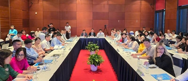 Tại Hội thảo, đã có nhiều tham luận, ý kiến chia sẻ thông tin cập nhật cùng nhiều đề xuất thiết thực về kinh tế tuần hoàn. Ảnh: Sỹ Tùng. Tại Hội thảo, đã có nhiều tham luận, ý kiến chia sẻ thông tin cập nhật cùng nhiều đề xuất thiết thực về kinh tế tuần hoàn. Ảnh: Sỹ Tùng.