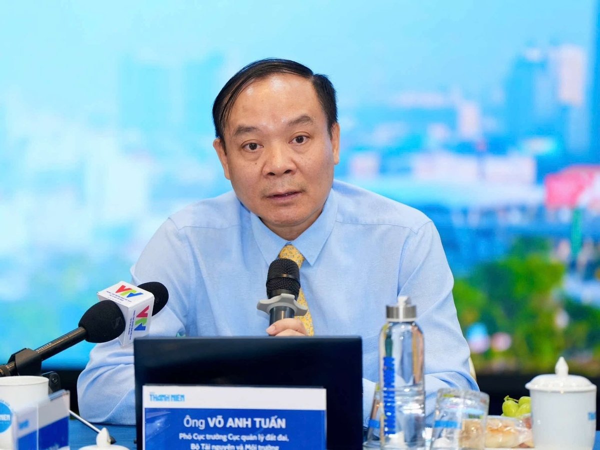Ông Võ Anh Tuấn - Phó cục trưởng Cục Quản lý đất đai thuộc Bộ Nông nghiệp và Môi trường chia sẻ. Ảnh: Đình Du. Ông Võ Anh Tuấn - Phó cục trưởng Cục Quản lý đất đai thuộc Bộ Nông nghiệp và Môi trường chia sẻ. Ảnh: Đình Du.