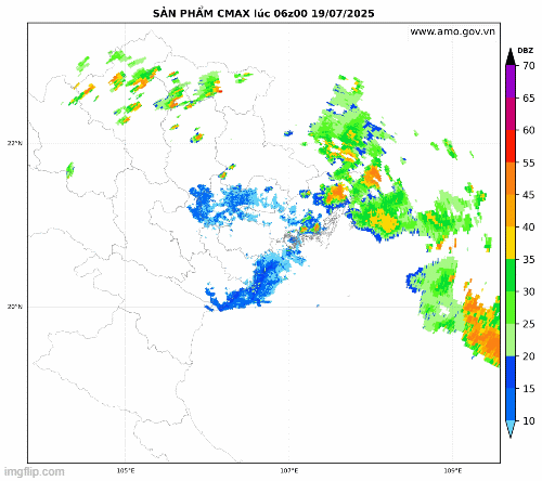 Dữ liệu từ ảnh radar Cmax cho thấy vùng mây dông bắt đầu xuất hiện tại Quảng Ninh từ khoảng 13h, sau đó nhanh chóng phát triển mạnh, gây mưa to, gió giật, mưa đá. Mây dông di chuyển nhanh và ảnh hưởng đến nhiều tỉnh Bắc Bộ. Ảnh: NVCC. Dữ liệu từ ảnh radar Cmax cho thấy vùng mây dông bắt đầu xuất hiện tại Quảng Ninh từ khoảng 13h, sau đó nhanh chóng phát triển mạnh, gây mưa to, gió giật, mưa đá. Mây dông di chuyển nhanh và ảnh hưởng đến nhiều tỉnh Bắc Bộ. Ảnh: NVCC.