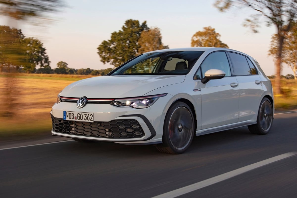 Volkswagen Việt Nam chính thức mở đặt hàng dòng xe hiệu năng cao hot hatch VW GOLF. Ảnh: Thanh Thương. Volkswagen Việt Nam chính thức mở đặt hàng dòng xe hiệu năng cao hot hatch VW GOLF. Ảnh: Thanh Thương.