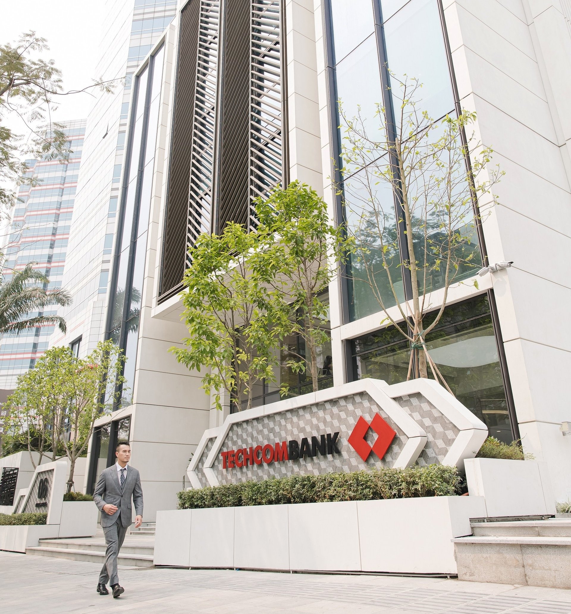 Hệ sinh thái tài chính Techcombank mở rộng với giấy phép thành lập công ty bảo hiểm nhân thọ từ Bộ Tài chính. Ảnh: Techcombank. Hệ sinh thái tài chính Techcombank mở rộng với giấy phép thành lập công ty bảo hiểm nhân thọ từ Bộ Tài chính. Ảnh: Techcombank.