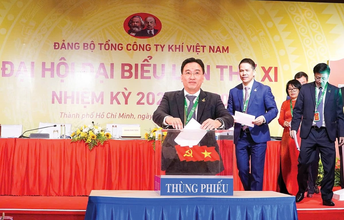 Đại hội Đại biểu Đảng bộ PV GAS lần thứ XI, nhiệm kỳ 2025-2030. Ảnh: Petrovietnam. Đại hội Đại biểu Đảng bộ PV GAS lần thứ XI, nhiệm kỳ 2025-2030. Ảnh: Petrovietnam.