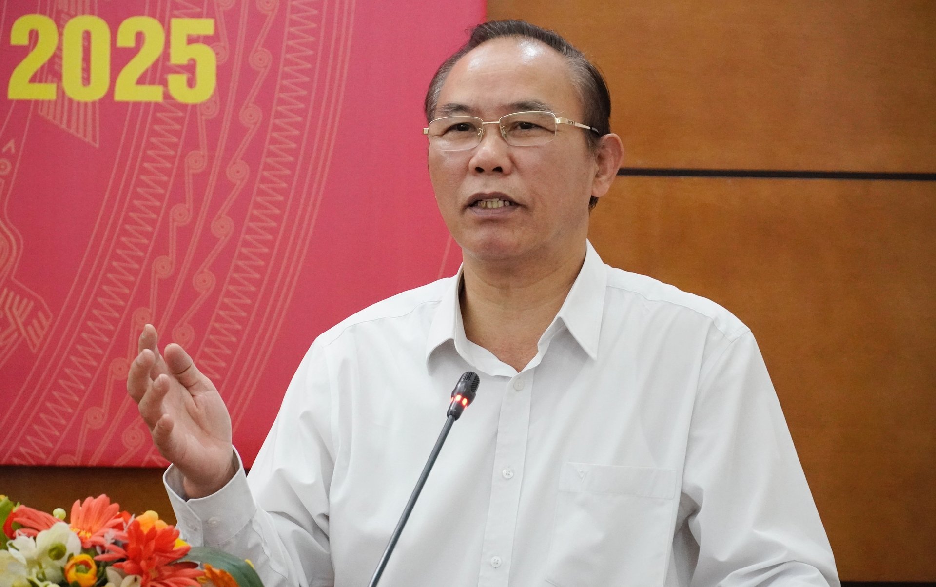 Thứ trưởng Bộ Nông nghiệp và Môi trường Phùng Đức Tiến nhấn mạnh, thời gian tới, ngành thủy sản cần tập trung tạo đột phá về khoa học công nghệ theo tinh thần Nghị quyết số 57. Ảnh: Hồng Thắm. Thứ trưởng Bộ Nông nghiệp và Môi trường Phùng Đức Tiến nhấn mạnh, thời gian tới, ngành thủy sản cần tập trung tạo đột phá về khoa học công nghệ theo tinh thần Nghị quyết số 57. Ảnh: Hồng Thắm.