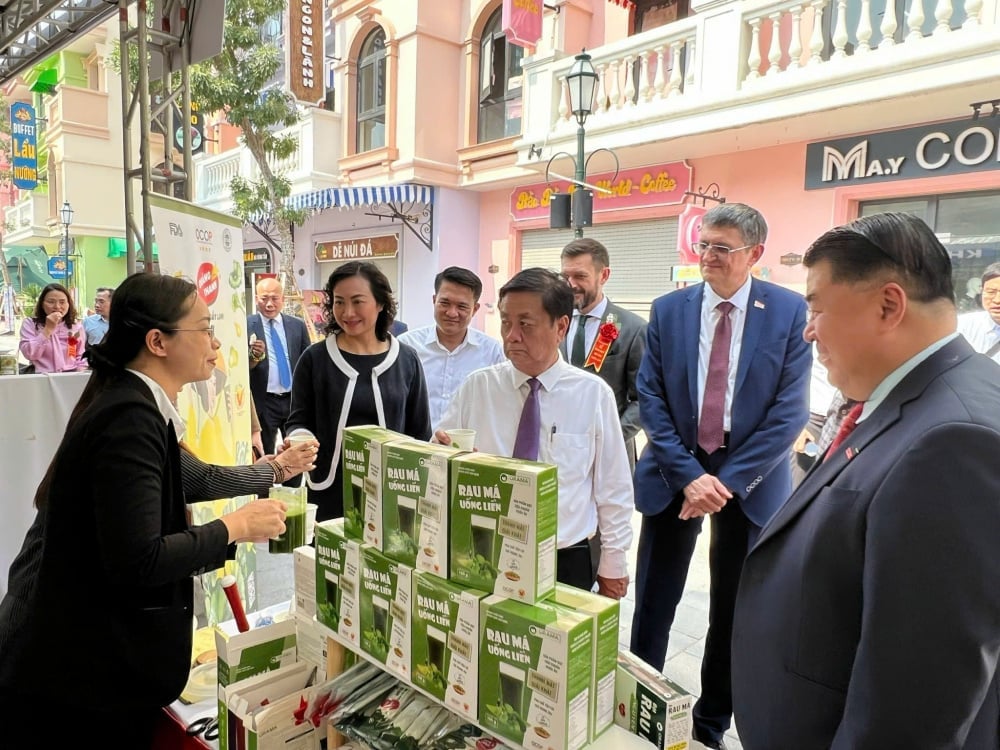 VIETNAM OCOPEX 2025: Cơ hội quảng bá, giới thiệu sản phẩm OCOP chất lượng cao. Ảnh: TCCT. VIETNAM OCOPEX 2025: Cơ hội quảng bá, giới thiệu sản phẩm OCOP chất lượng cao. Ảnh: TCCT.