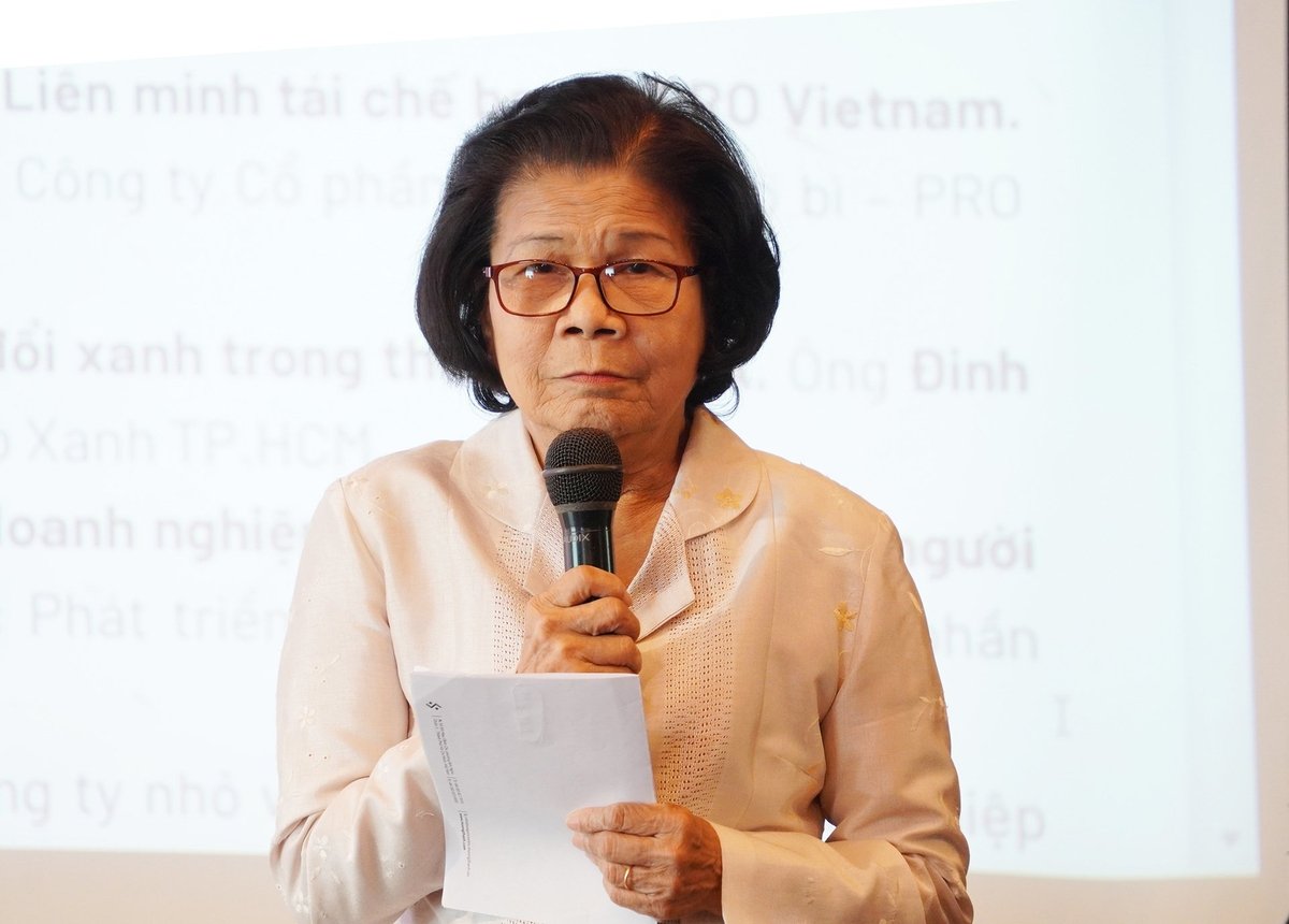 Bà Vũ Kim Hạnh, Chủ tịch Hội Doanh nghiệp Hàng Việt Nam chất lượng cao chia sẻ tại buổi họp báo chiều 23/7. Ảnh: Nguyễn Thủy. Bà Vũ Kim Hạnh, Chủ tịch Hội Doanh nghiệp Hàng Việt Nam chất lượng cao chia sẻ tại buổi họp báo chiều 23/7. Ảnh: Nguyễn Thủy.