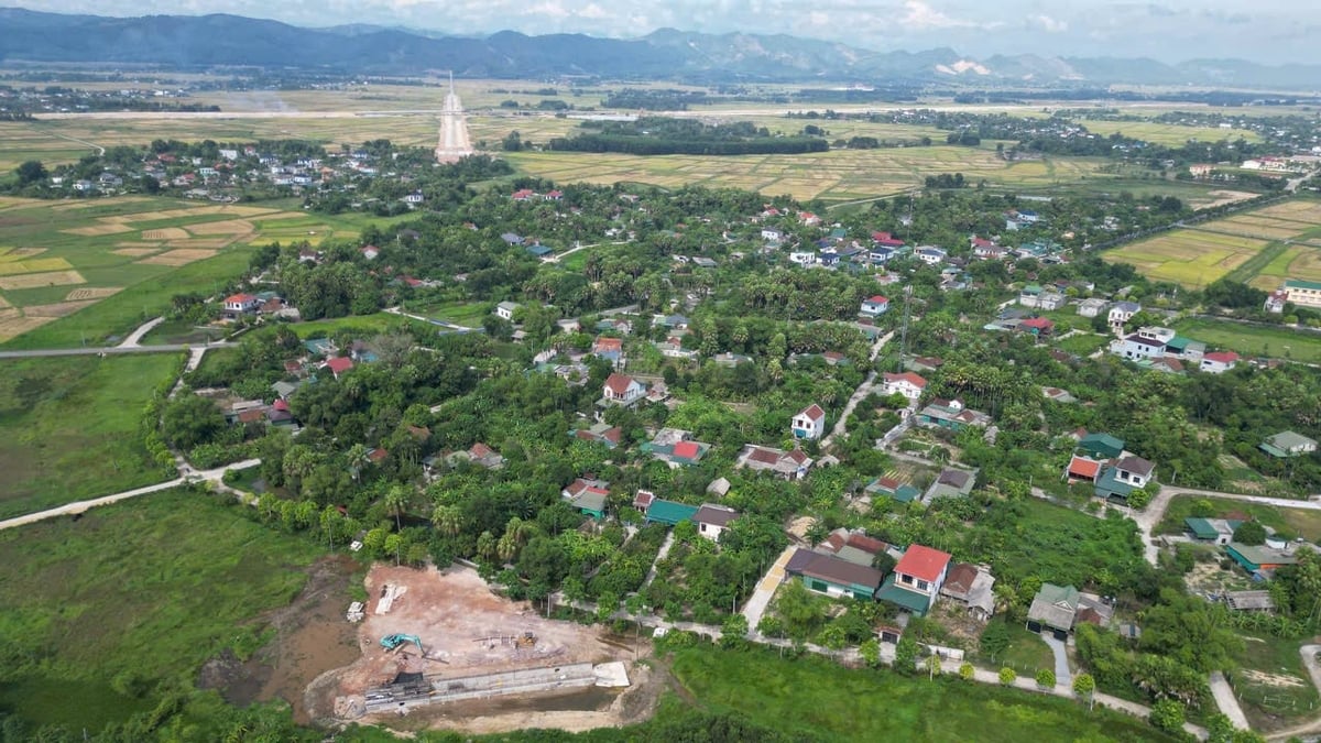 Phường Hà Huy Tập - nơi xây dựng khu tái định cư dự án đường sắt tốc độ cao đầu tiên tại Hà Tĩnh. Ảnh: Gia Hưng. Phường Hà Huy Tập - nơi xây dựng khu tái định cư dự án đường sắt tốc độ cao đầu tiên tại Hà Tĩnh. Ảnh: Gia Hưng.