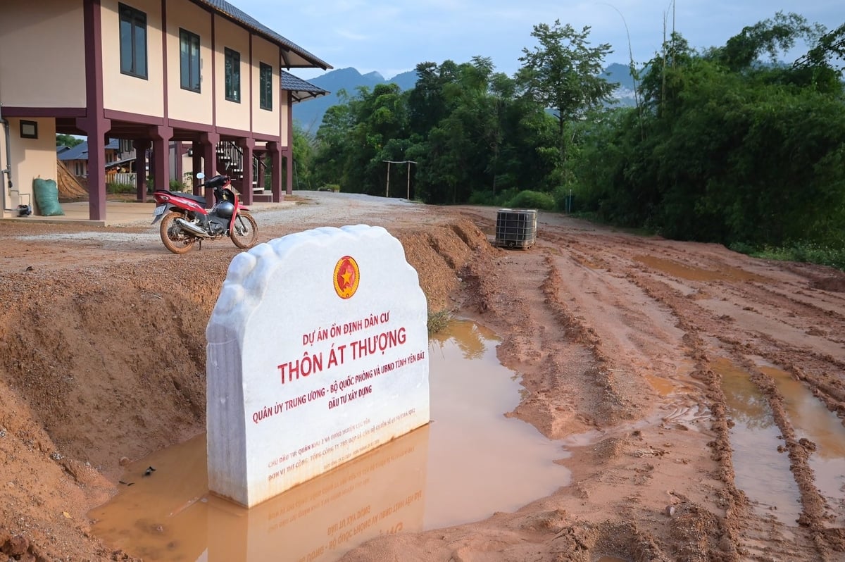 Dự án ổn định dân cư Thôn Át Thượng. Ảnh: Tùng Đinh. Dự án ổn định dân cư Thôn Át Thượng. Ảnh: Tùng Đinh.