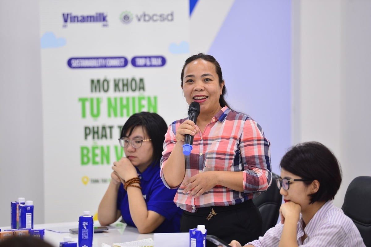 Chị Nguyễn Quỳnh Nga, Phó giám đốc Văn phòng Doanh nghiệp vì sự phát triển bền vững của VCCI nhận định Green Farm Tây Ninh là một ví dụ cụ thể cho cách tiếp cận 'mở khóa' tự nhiên, biến rào cản khí hậu thành cơ hội, tạo vòng tuần hoàn xanh khép kín và lan tỏa lợi ích ra cộng đồng. Ảnh: Quang Định. Chị Nguyễn Quỳnh Nga, Phó giám đốc Văn phòng Doanh nghiệp vì sự phát triển bền vững của VCCI nhận định Green Farm Tây Ninh là một ví dụ cụ thể cho cách tiếp cận 'mở khóa' tự nhiên, biến rào cản khí hậu thành cơ hội, tạo vòng tuần hoàn xanh khép kín và lan tỏa lợi ích ra cộng đồng. Ảnh: Quang Định.