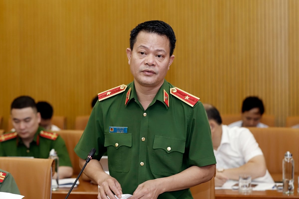 Thiếu tướng Vũ Văn Tấn, Cục trưởng C06, Bộ Công an. Ảnh: Khương Trung. Thiếu tướng Vũ Văn Tấn, Cục trưởng C06, Bộ Công an. Ảnh: Khương Trung.