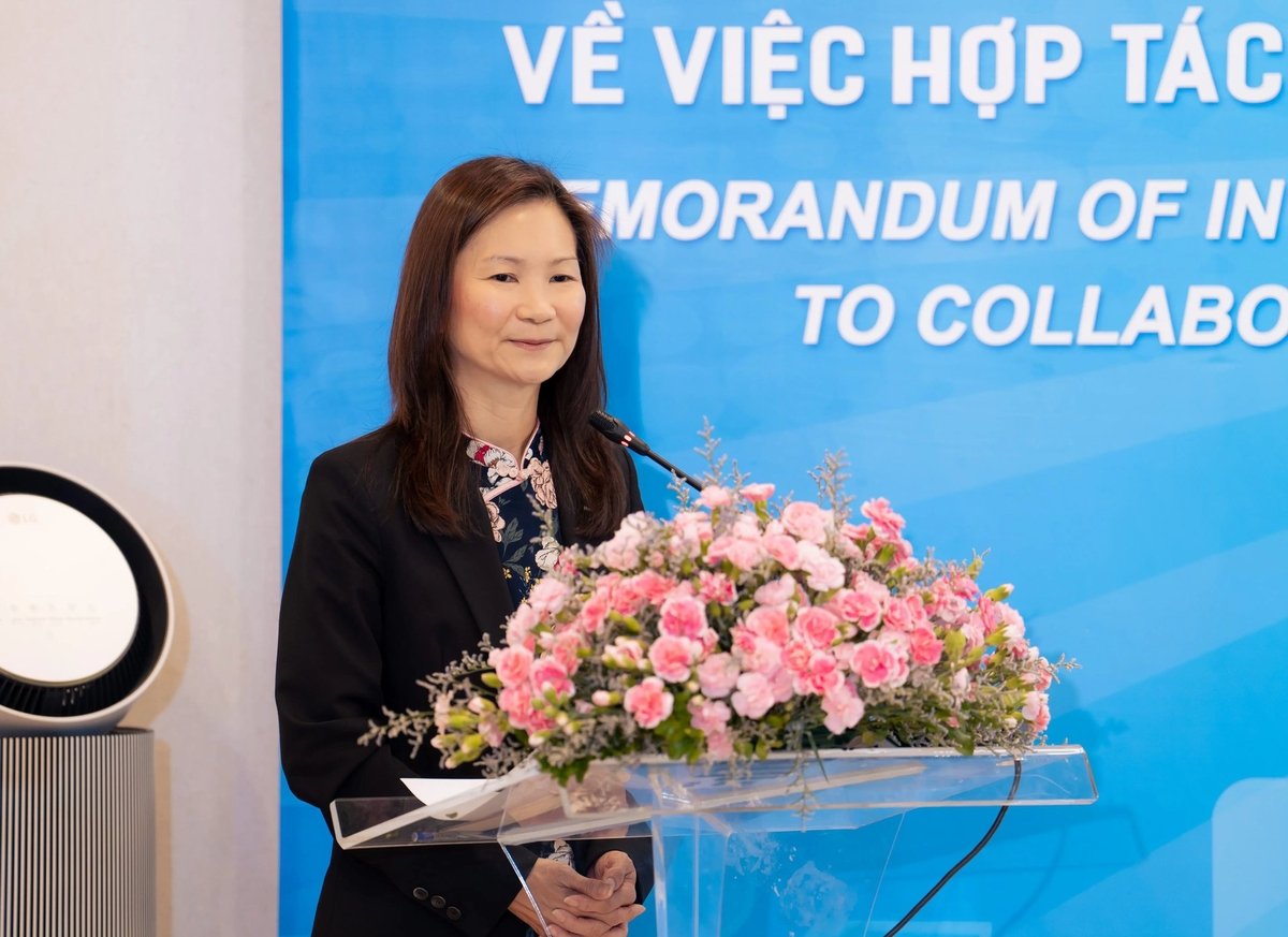 Bà Cindy Lim - CEO Khối Hạ tầng, Tập đoàn Keppel phát biểu về tiềm năng hợp tác với Petrolimex trong lộ trình phát triển bền vững. Ảnh: Petrolimex.