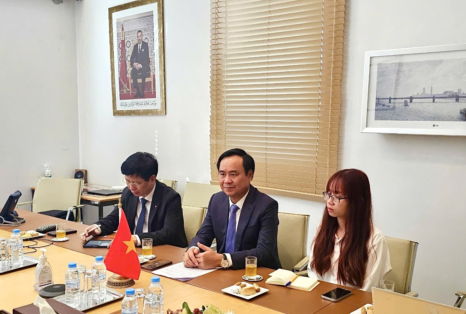 Thứ trưởng Võ Văn Hưng đề xuất hai nước cần sớm ký kết Biên bản ghi nhớ (MoU), đặt nền tảng pháp lý cho hợp tác dài hạn, thực chất. Ảnh: ICD.