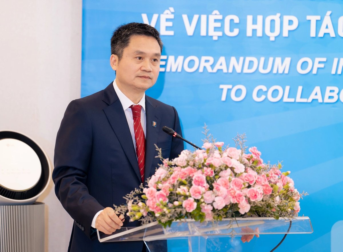 Ông Phạm Văn Thanh - Chủ tịch HĐQT Petrolimex phát biểu về ý nghĩa chiến lược trong hợp tác phát triển SAF với Tập đoàn Keppel. Ảnh: Petrolimex.