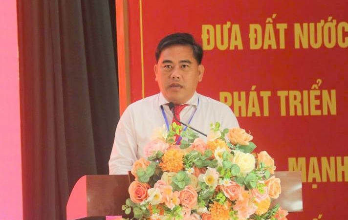 Đồng chí Võ Hữu Thắng, Phó Bí thư Đảng ủy, Chủ tịch UBND xã được bầu giữ chức vụ Bí thư Đảng bộ. Ảnh: UBND xã Cần Giờ.
