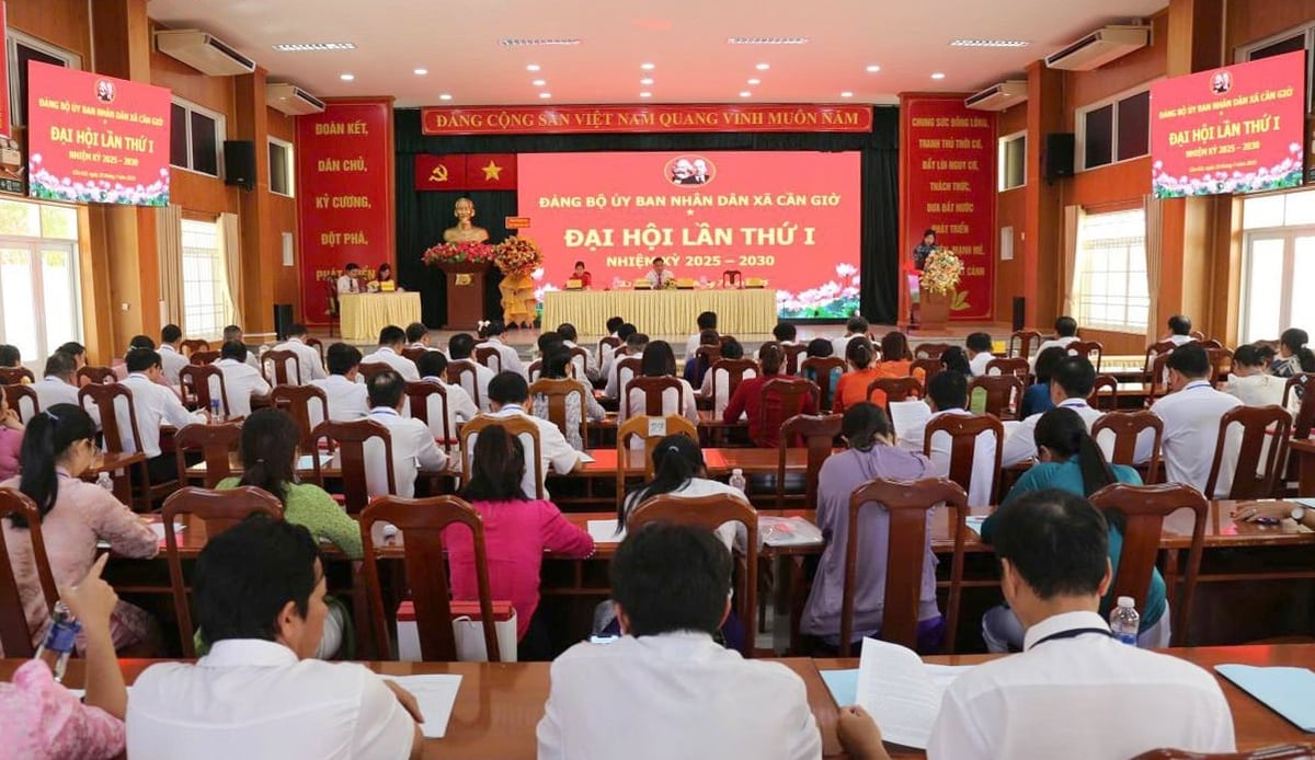 Đại hội Đảng bộ UBND xã Cần Giờ lần I đề ra 17 chỉ tiêu chủ yếu với 3 chỉ tiêu kinh tế, 8 chỉ tiêu xã hội, 3 chỉ tiêu môi trường và 3 chỉ tiêu công tác xây dựng Đảng. Ảnh: UBND xã Cần Giờ.