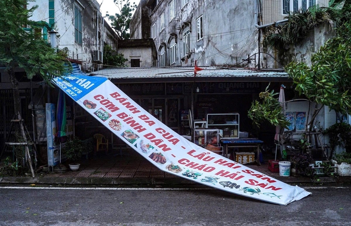 TP Hải Phòng ước tính thiệt hại do ảnh hưởng cơn bão Wipha là hơn 10 tỷ đồng. Ảnh: Đinh Mười. TP Hải Phòng ước tính thiệt hại do ảnh hưởng cơn bão Wipha là hơn 10 tỷ đồng. Ảnh: Đinh Mười.