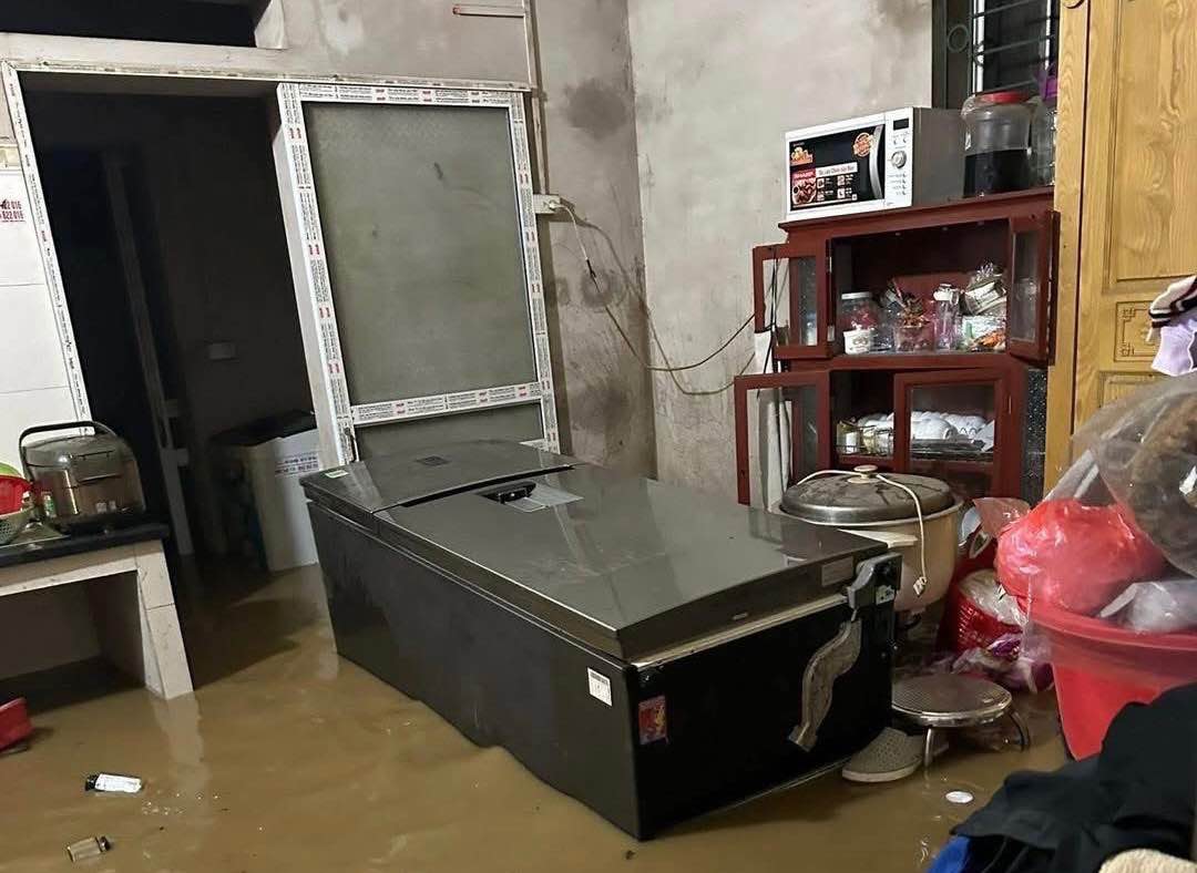 Nhiều hộ dân bị ngập úng do mưa lớn. Ảnh: Người dân cung cấp. Nhiều hộ dân bị ngập úng do mưa lớn. Ảnh: Người dân cung cấp.