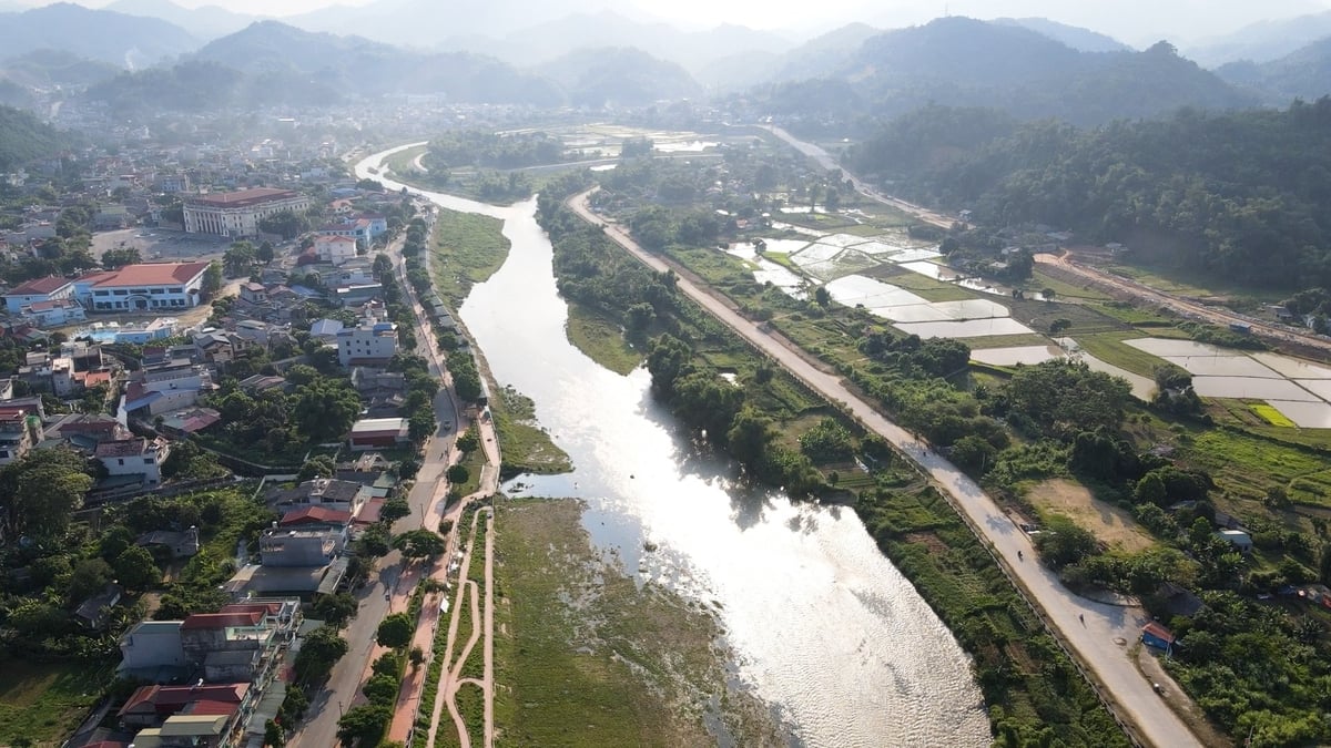 Sông Cầu là điểm nhấn trong quy hoạch phát triển đô thị phường Bắc Kạn và phường Đức Xuân (tỉnh Thái Nguyên). Ảnh: Ngọc Tú. Sông Cầu là điểm nhấn trong quy hoạch phát triển đô thị phường Bắc Kạn và phường Đức Xuân (tỉnh Thái Nguyên). Ảnh: Ngọc Tú.