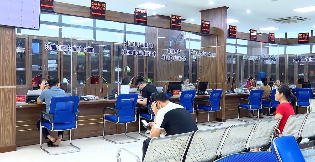 143 thủ tục hành chính theo mô hình 'phi địa giới hành chính' sẽ được tỉnh Lào Cai áp dụng từ ngày 1/8/2025. Ảnh: Hương Giang. 143 thủ tục hành chính theo mô hình 'phi địa giới hành chính' sẽ được tỉnh Lào Cai áp dụng từ ngày 1/8/2025. Ảnh: Hương Giang.