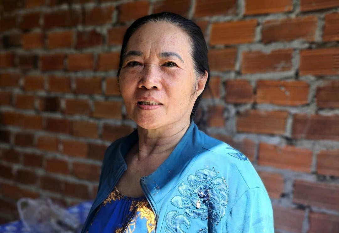 Bà Dương mong muốn chính quyền có giải pháp cụ thể để bàn con yên tâm ổn định cuộc sống. Ảnh: Kim Sơ.