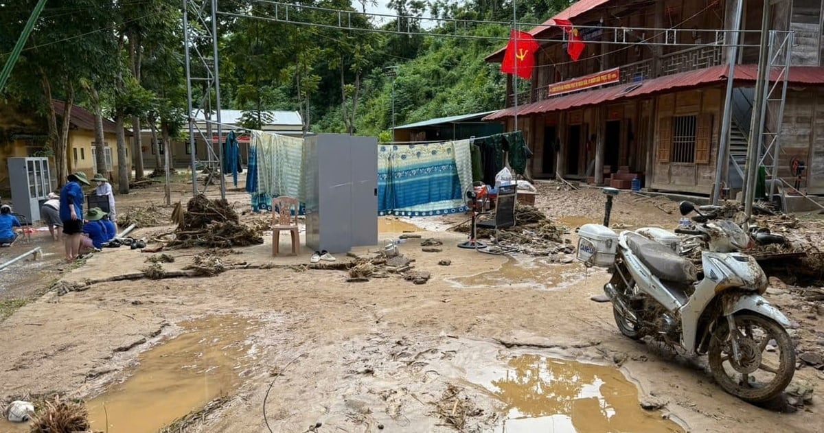 Hậu quả của cơn lũ hiện diện khắp xã Nhôn Mai. Ảnh: Ngọc Linh. Hậu quả của cơn lũ hiện diện khắp xã Nhôn Mai. Ảnh: Ngọc Linh.