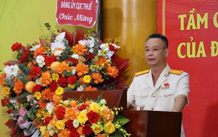 Bí thư Đảng ủy, Trưởng Thuế thành phố Hà Nội Vũ Mạnh Cường phát biểu khai mạc Đại hội. Ảnh: Hoàng Điệp.