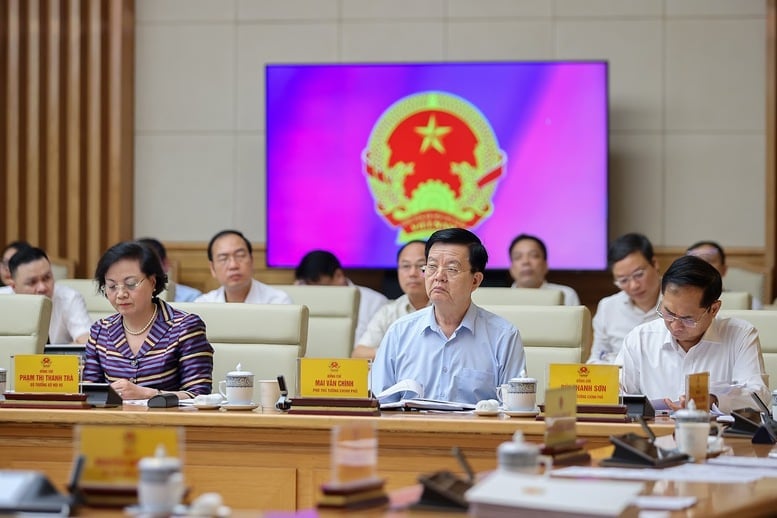 Các Phó Thủ tướng và đại biểu tham dự hội nghị. Ảnh: VGP/Nhật Bắc.