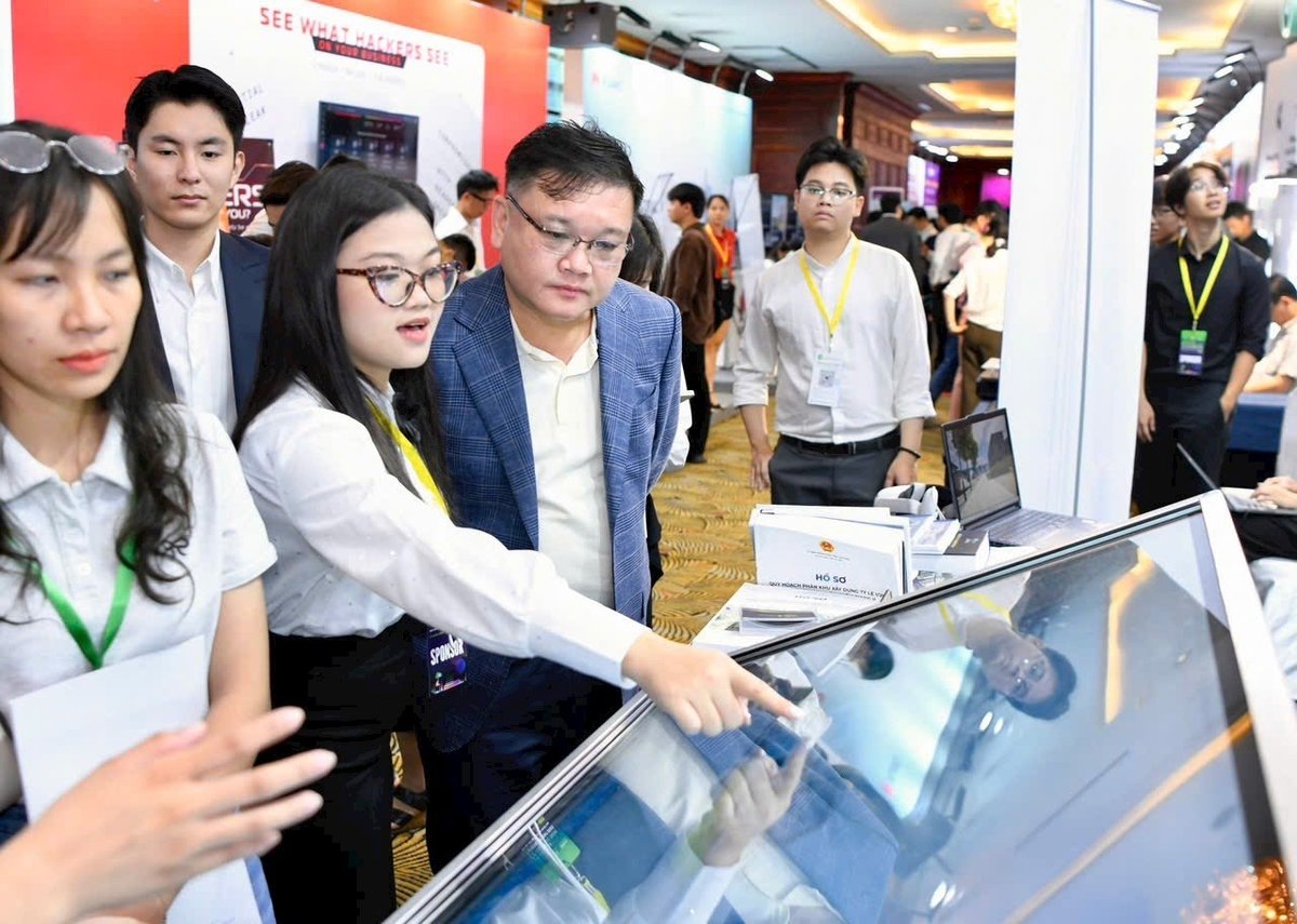 Vấn đề xúc tiến thương mại, kêu gọi đầu tư được TP. Cần Thơ rất quan tâm. Ảnh: Nhân vật cung cấp. Vấn đề xúc tiến thương mại, kêu gọi đầu tư được TP. Cần Thơ rất quan tâm. Ảnh: Nhân vật cung cấp.