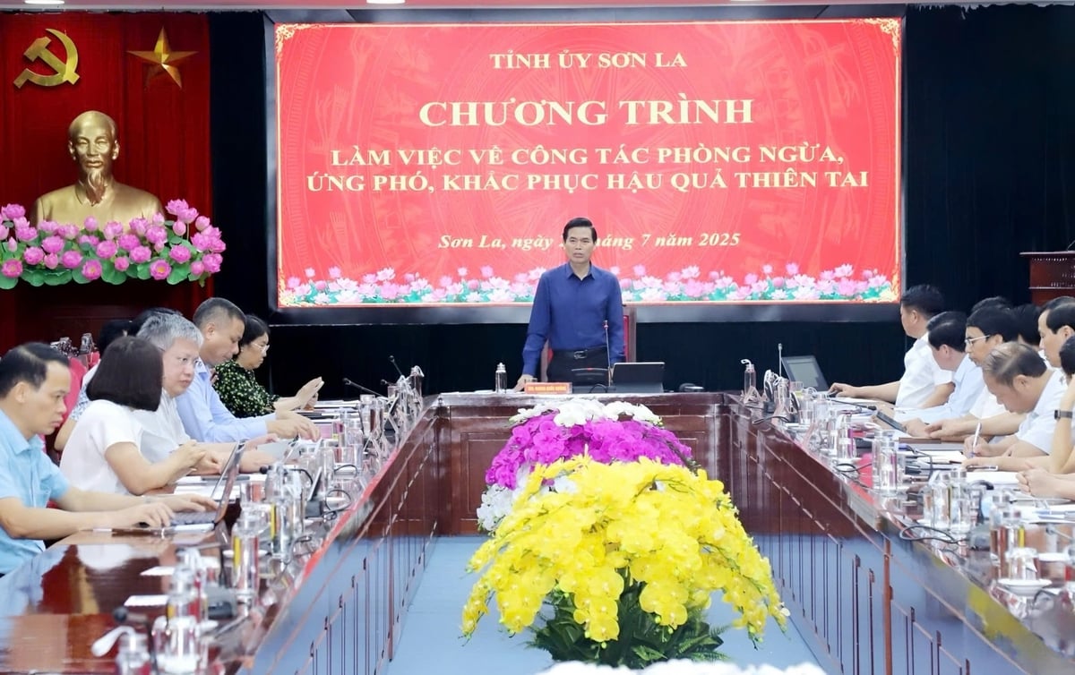 Bí thư Tỉnh ủy Sơn La chủ trì cuộc họp thảo luận, thống nhất các nhiệm vụ cấp bách cần tiếp tục triển khai để phòng chống thiên tai trong thời gian tới. Ảnh: Nguyễn Nga. Bí thư Tỉnh ủy Sơn La chủ trì cuộc họp thảo luận, thống nhất các nhiệm vụ cấp bách cần tiếp tục triển khai để phòng chống thiên tai trong thời gian tới. Ảnh: Nguyễn Nga.