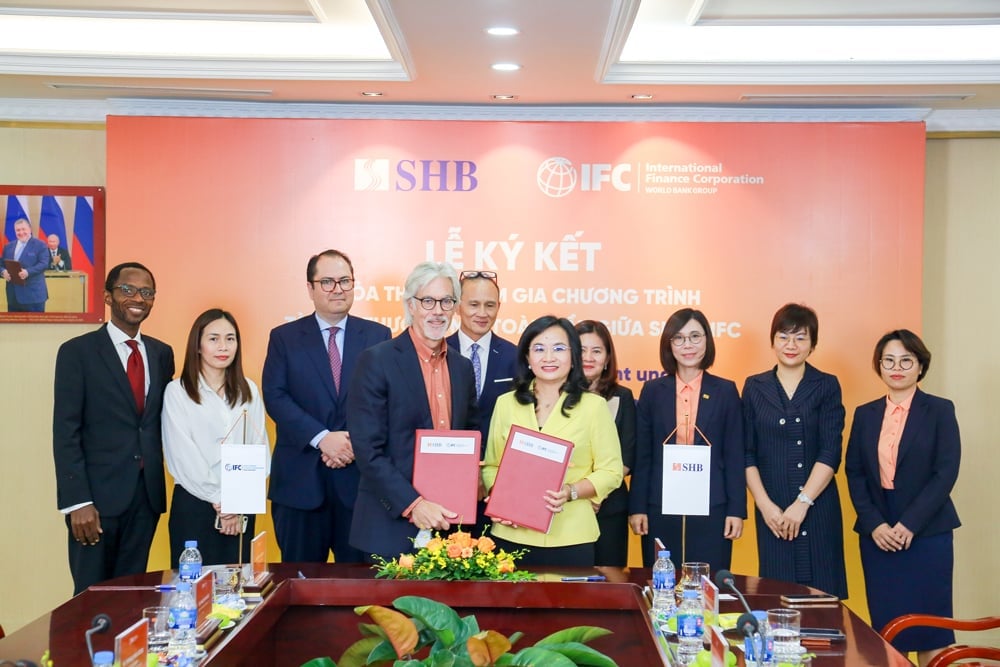 SHB tham gia Chương trình tài trợ thương mại toàn cầu của Tổ chức tài chính quốc tế (IFC) với hạn mức 75 triệu USD. Ảnh: SHB. SHB tham gia Chương trình tài trợ thương mại toàn cầu của Tổ chức tài chính quốc tế (IFC) với hạn mức 75 triệu USD. Ảnh: SHB.