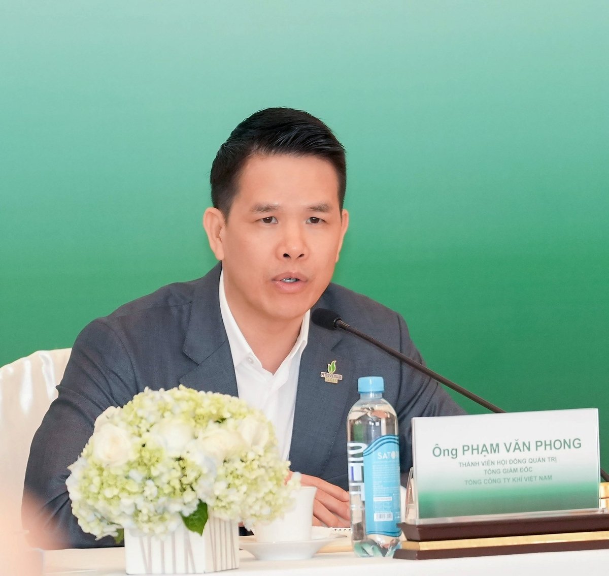 Ông Phạm Văn Phong, Tổng Giám đốc khẳng định, Tập thể PV GAS đã nhận diện đầy đủ các thách thức và cơ hội. Toàn hệ thống phải tăng tốc, linh hoạt trong điều hành, đẩy mạnh khai thác thị trường, quyết tâm hoàn thành kế hoạch Tập đoàn giao. Ảnh: PV GAS. Ông Phạm Văn Phong, Tổng Giám đốc khẳng định, Tập thể PV GAS đã nhận diện đầy đủ các thách thức và cơ hội. Toàn hệ thống phải tăng tốc, linh hoạt trong điều hành, đẩy mạnh khai thác thị trường, quyết tâm hoàn thành kế hoạch Tập đoàn giao. Ảnh: PV GAS.