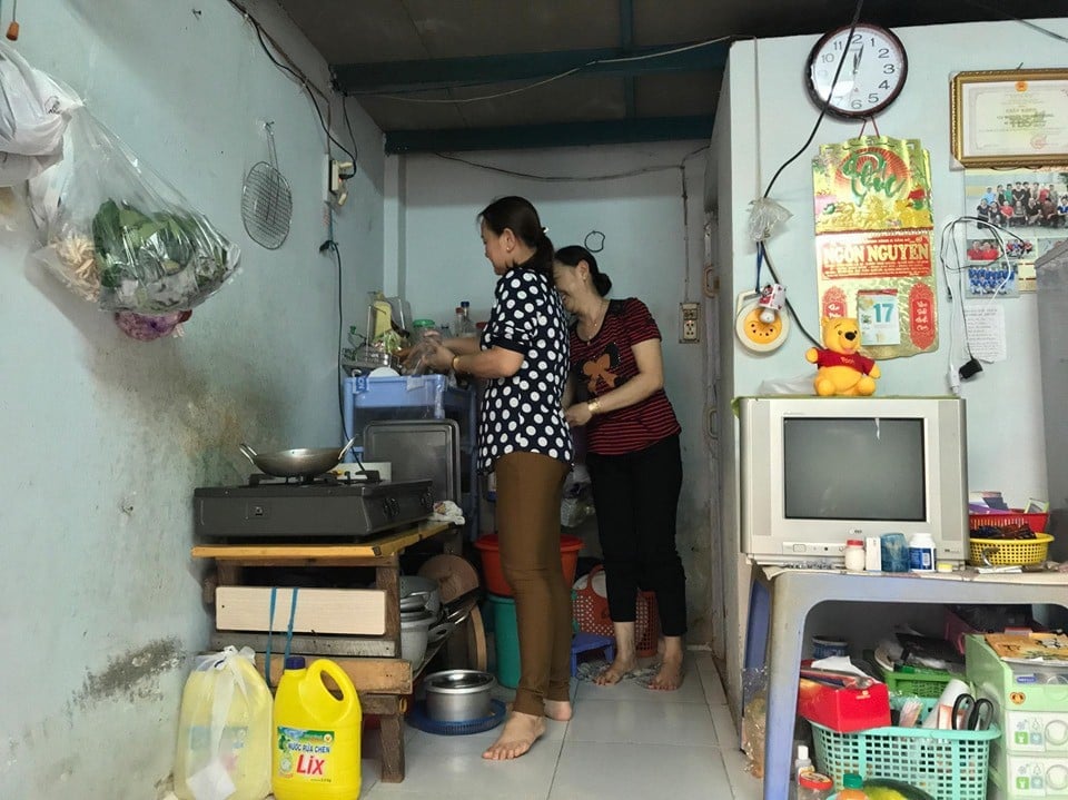 Giá đất, thuế đất cao sẽ gây khó khăn cho người thu nhập thấp sở hữu nhà. Ảnh: Đình Du. Giá đất, thuế đất cao sẽ gây khó khăn cho người thu nhập thấp sở hữu nhà. Ảnh: Đình Du.