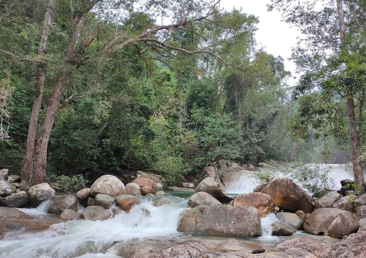 Hòn Bà là nơi lý tưởng để đầu tư du lịch sinh thái. Ảnh: Kim Sơ. Hòn Bà là nơi lý tưởng để đầu tư du lịch sinh thái. Ảnh: Kim Sơ.