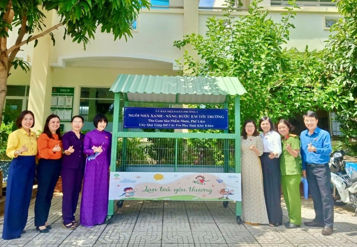 Nhiều địa phương của Bà Rịa - Vũng Tàu (cũ) đã thực hiện nhiều hoạt động tuyên truyền về việc phân loại rác tại nguồn. Ảnh: UBND phường Vũng Tàu.
