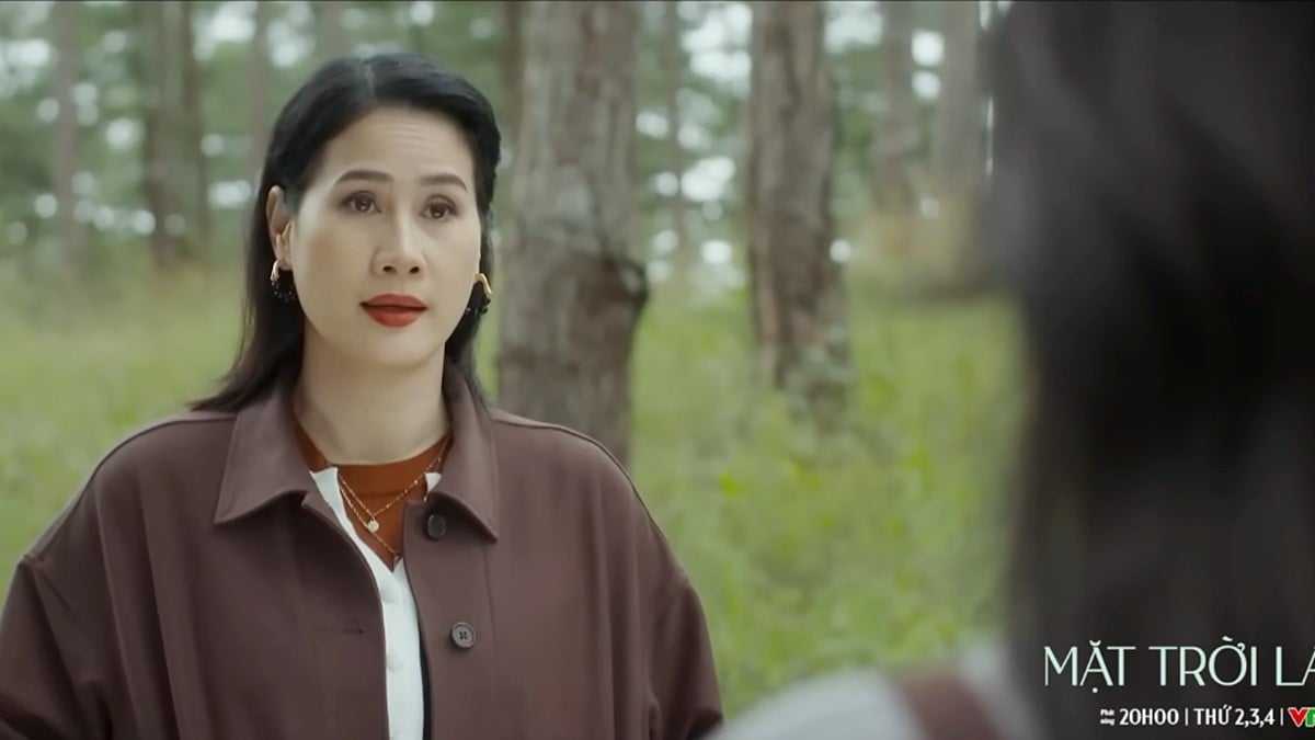 Bà Hương dần có cảm tình với Lam Anh. Ảnh CMH Bà Hương dần có cảm tình với Lam Anh. Ảnh CMH