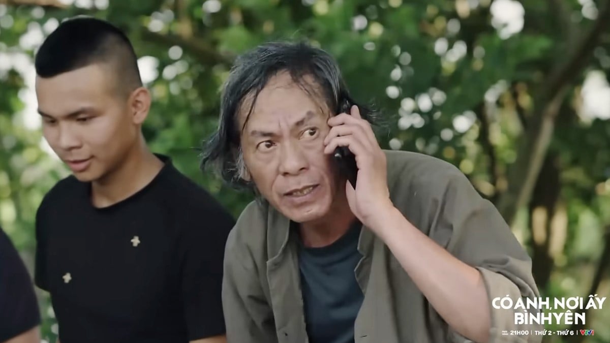 Phát hiện có công an mật phục, ông Thắng hô hoán hội đá gà chạy trốn. Ảnh CMH