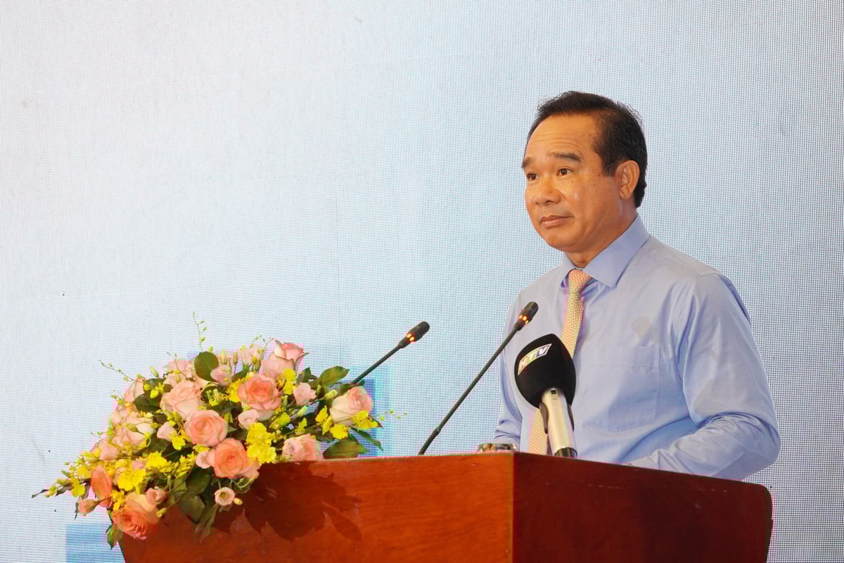 Chủ tịch UBND TP.HCM Nguyễn Văn Được phát biểu khai mạc Diễn đàn. Ảnh: Nguyễn Thủy. Chủ tịch UBND TP.HCM Nguyễn Văn Được phát biểu khai mạc Diễn đàn. Ảnh: Nguyễn Thủy.