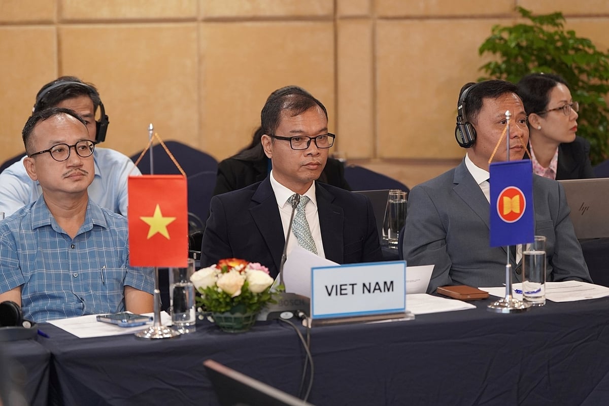 Các đại biểu Việt Nam dự trực tiếp tại đầu cầu Hà Nội. Ảnh: Bảo Thắng. Các đại biểu Việt Nam dự trực tiếp tại đầu cầu Hà Nội. Ảnh: Bảo Thắng.